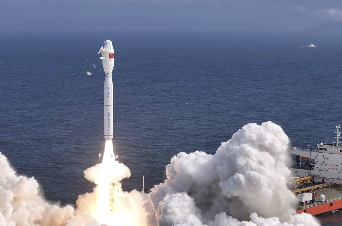 國內(nèi)首顆星載一體化X波段SAR雷達(dá)衛(wèi)星升空